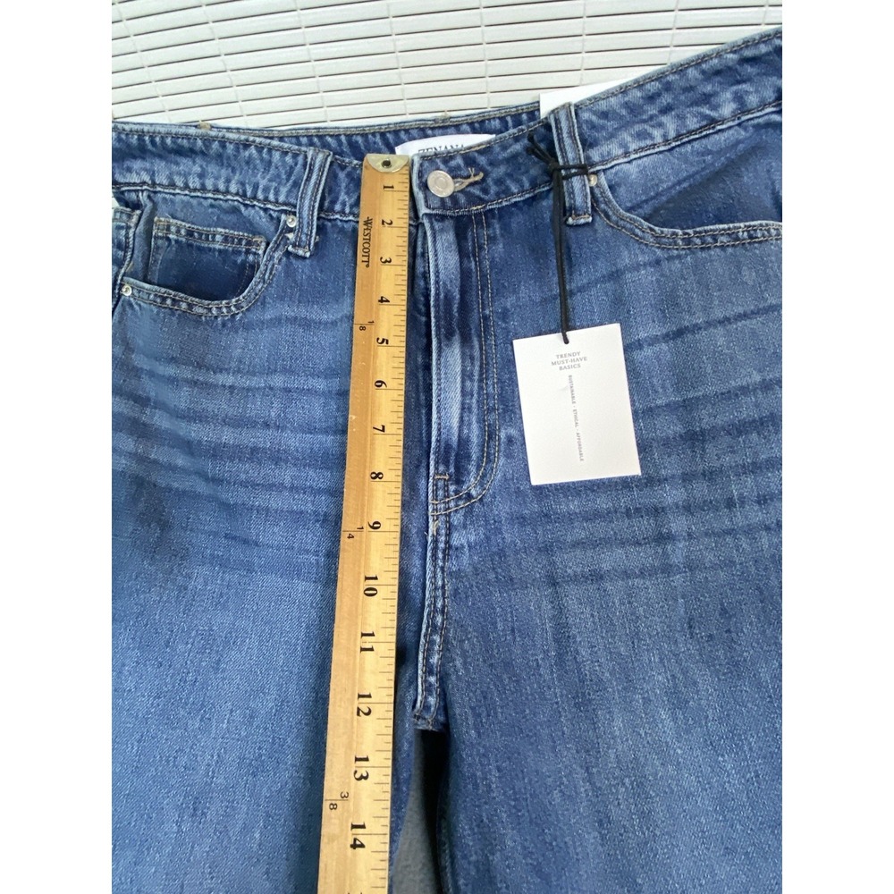 NWT Zenana Women's Size 31 High Rise Wide Leg Baggy Jeans Whiskered Med Wash - Picture 4 of 13